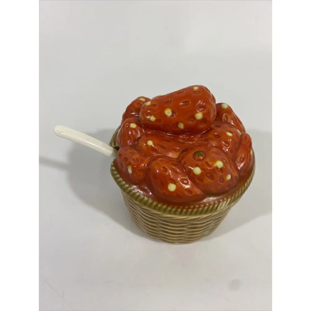 Vintage Ceramic Strawberry Sugar Bowl Jelly Jam Jar w/Lid & Spoon Japan 4.25”‎